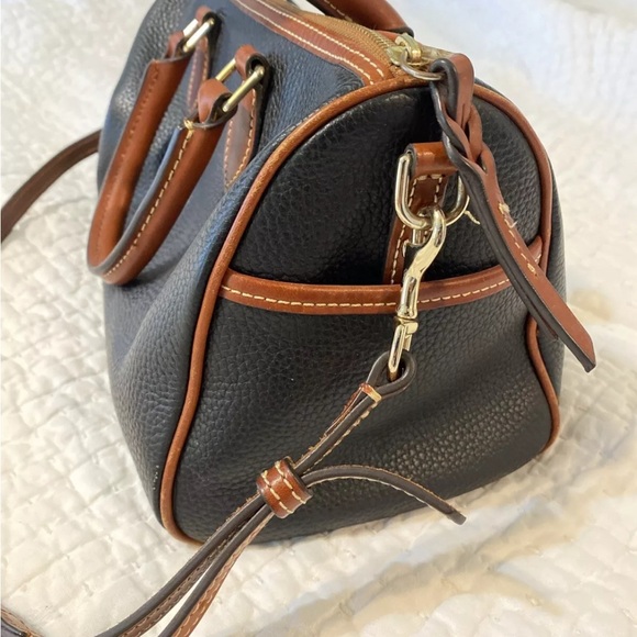 Dooney & Bourke Purse Black With Brown Pebbled Leather Shoulder Handbag - Picture 3 of 7